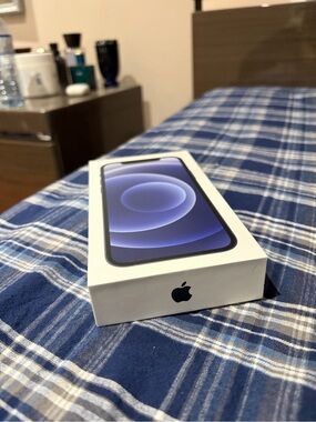 Apple iPhone 12 64GB